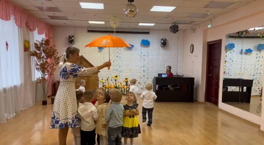 "Праздник осени в детском саду" "Праздник осени в детском саду".